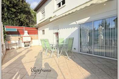 Maison 10 pièces 499000 €