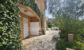 Maison 5 Pièces 218 m² à vendre à Saint-Raphaël (83530)