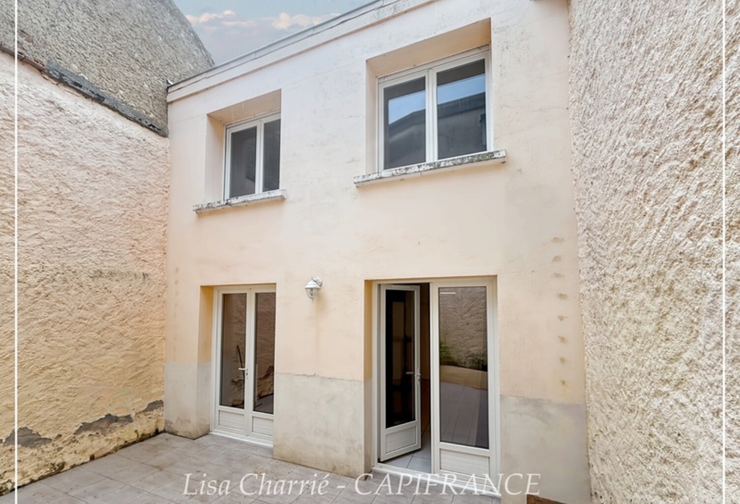 Maison de ville à vendre VIC FEZENSAC (32) scindée en 2 logements loués avec terrasse, balcon, garage — photo 1