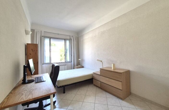 Appartement à vendre 3 pièces   13010 Marseille — photo 3