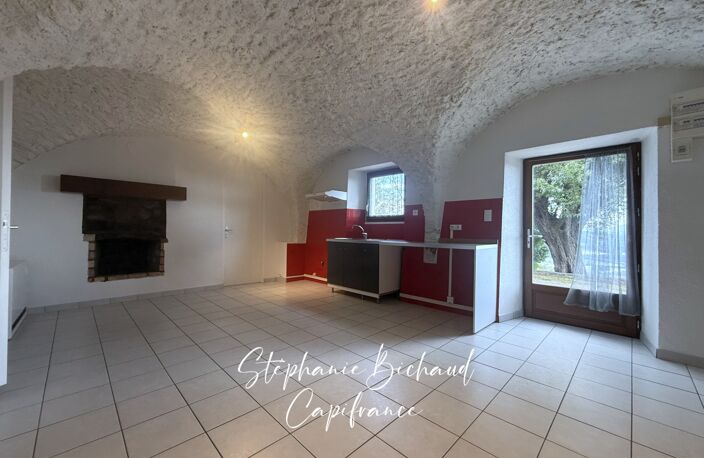 Appartement à vendre 2/3 pièces LA ROCHETTE (05) jardin garage — photo 2