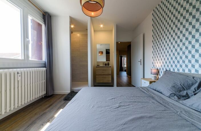 Colocation Grenoble - belle chambre rénovée — photo 3