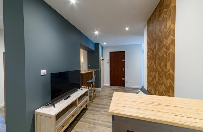Colocation Grenoble - belle chambre rénovée — photo 4