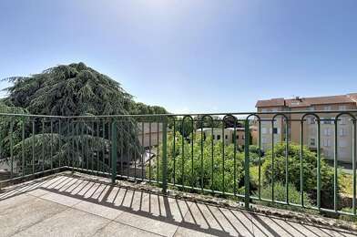 Appartement 5 pièces 265000 €