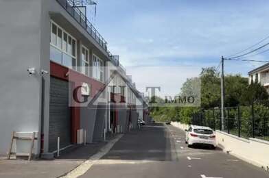 Local industriel  3650 €