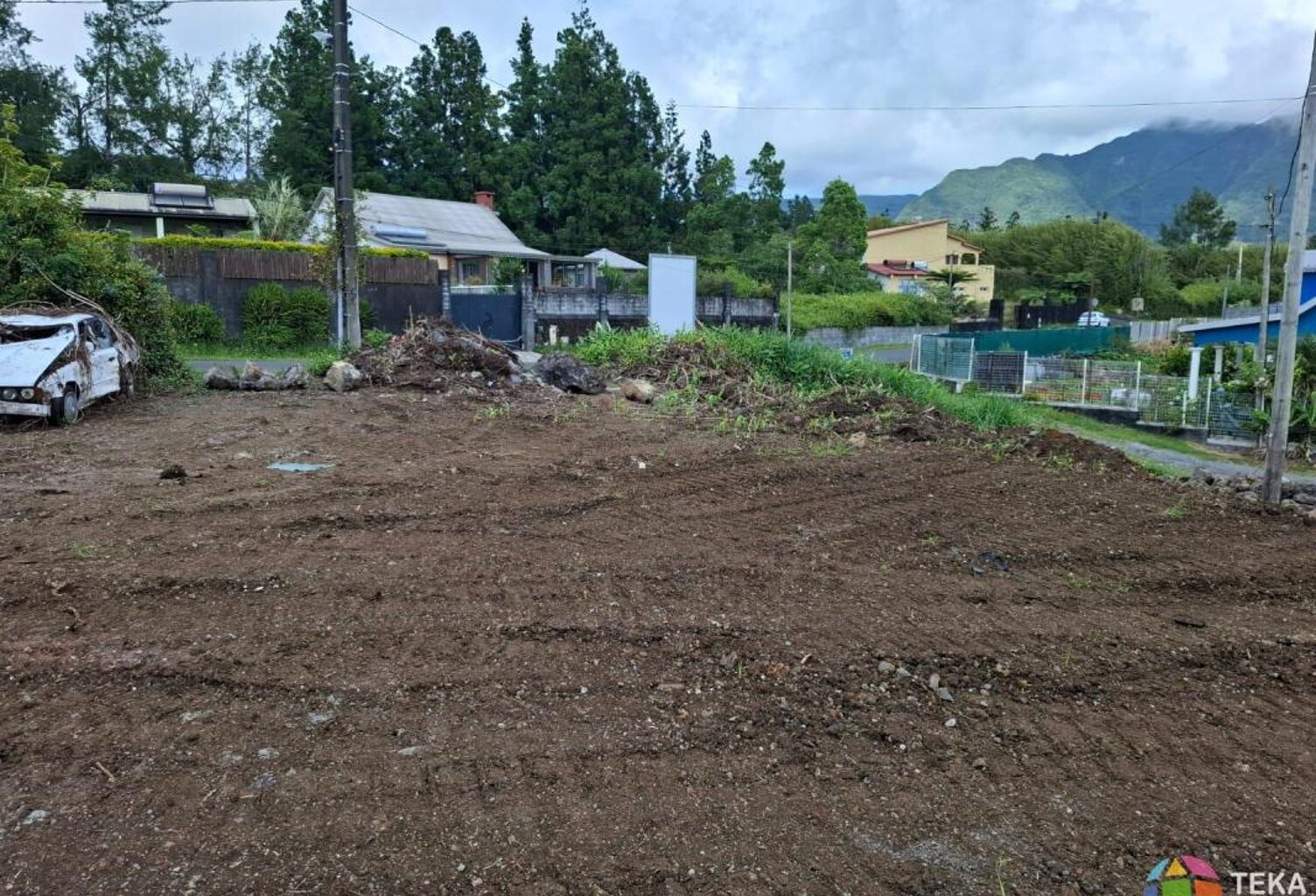Grand terrain constructible de 1 087 m² – Idéal résidence ou projet touristique — photo 1