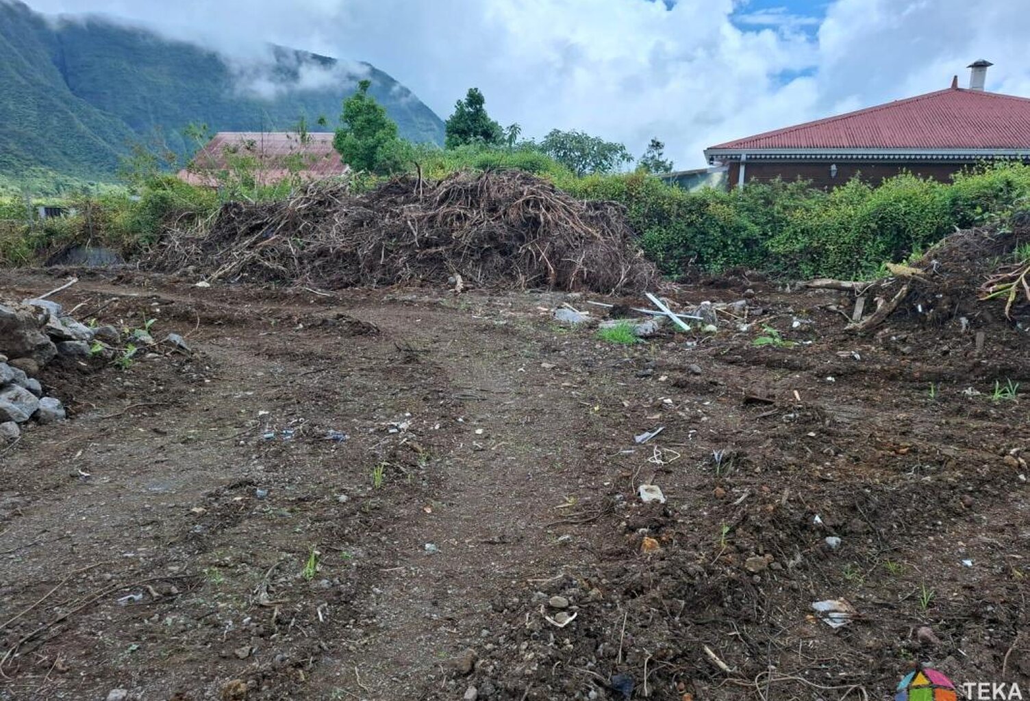 Terrain constructible 539 m² – Idéal écolodge ou résidence principale — photo 1