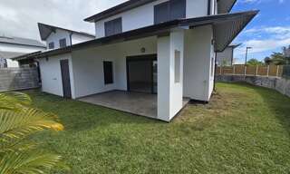Maison 4 Pièces 91 m² à louer à Sainte-Suzanne (97441)
