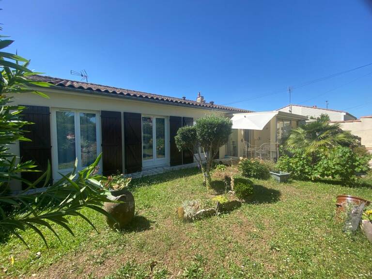 Rochefort, maison 4 chambres, avec véranda, terrasse, jardin et garage — photo 1