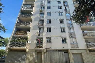 Appartement 3 pièces 594 €