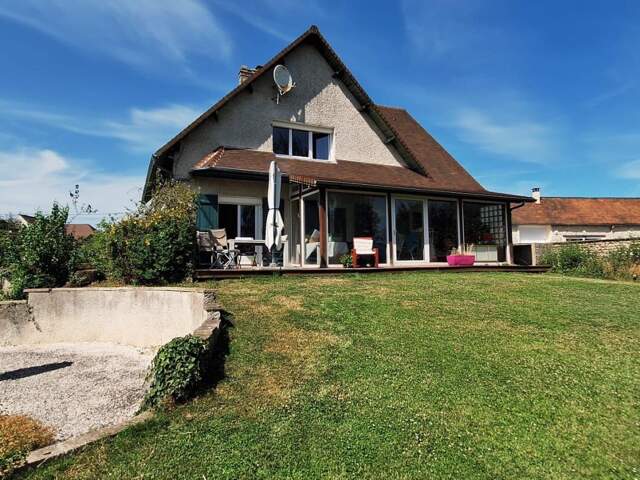 Maison À Vendre BLARU — photo du bien
