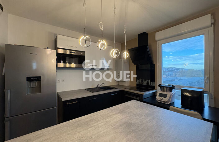 Appartement moderne / dernier étage / balcon et box fermé — photo 3