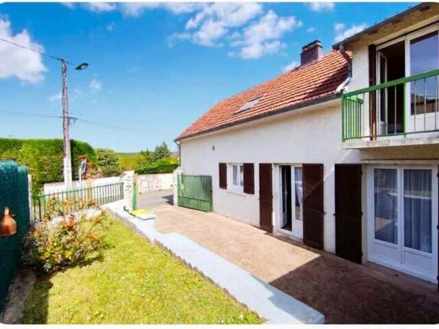 Maison À Vendre - Plaisir - — photo du bien