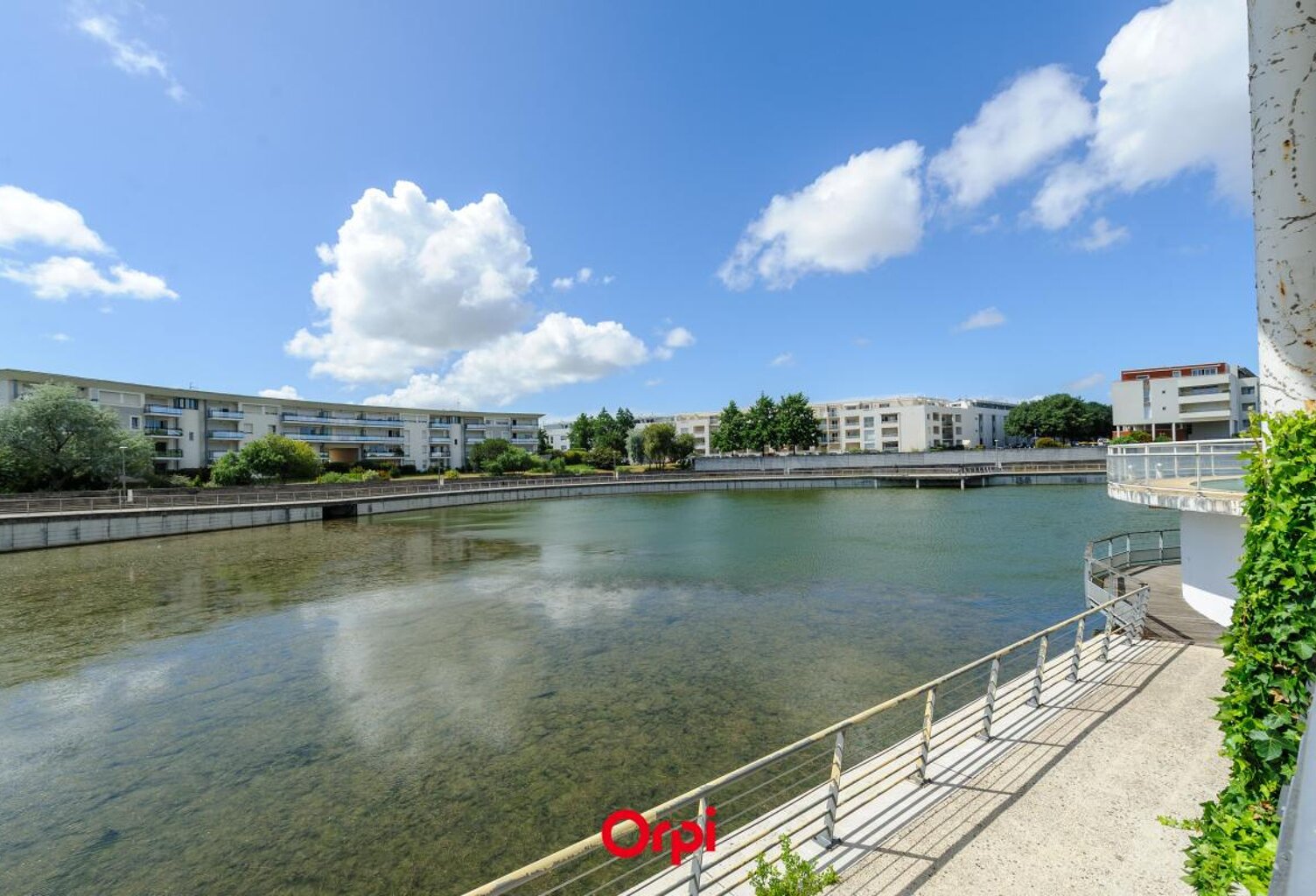 Appartement 2 chambres, terrasse 9m²,parking, piscine — photo 1