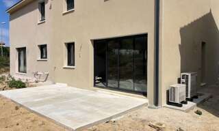 Maison 4 Pièces 90 m² à louer à Saint-Mathieu-de-Tréviers (34270)