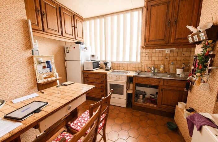 Appartement 87 m2 T4, ascenseur, garage et vue dégagée – Centre-ville de Dax — photo 3