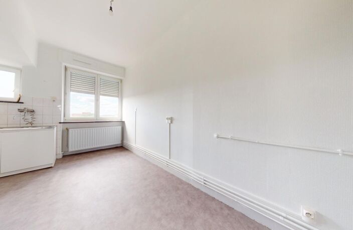 Appartement F3 de 75m² prêt à habiter avec balcon et cave dans petite copropriété proche commodités — photo 5