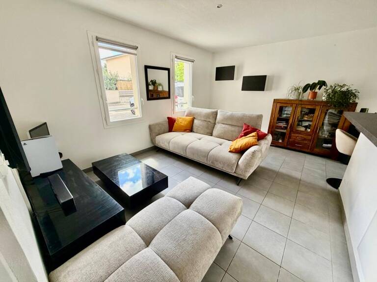 Appartement À Vendre — photo 1