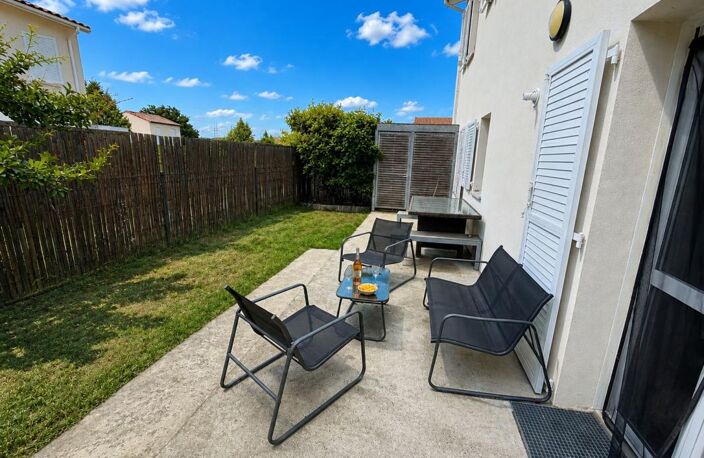 Appartement À Vendre — photo 2