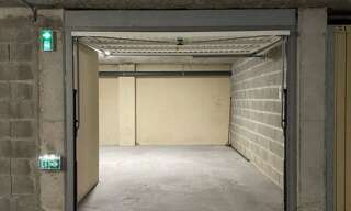 Garage   m² à louer à Saint-Julien-en-Genevois (74160)