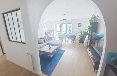 Appartement À Vendre — photo du bien