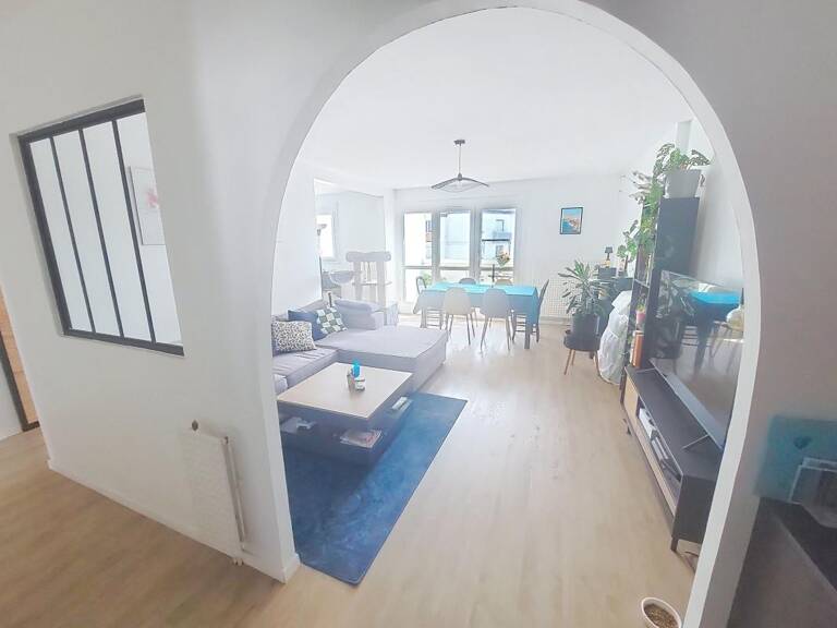 Appartement À Vendre — photo 1