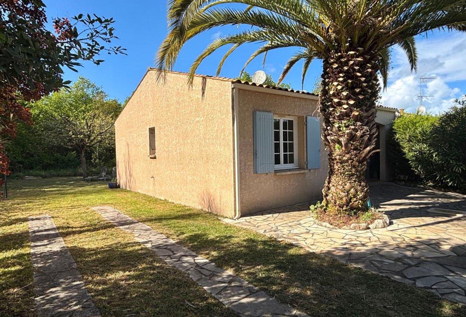 Maison À Vendre — photo 1