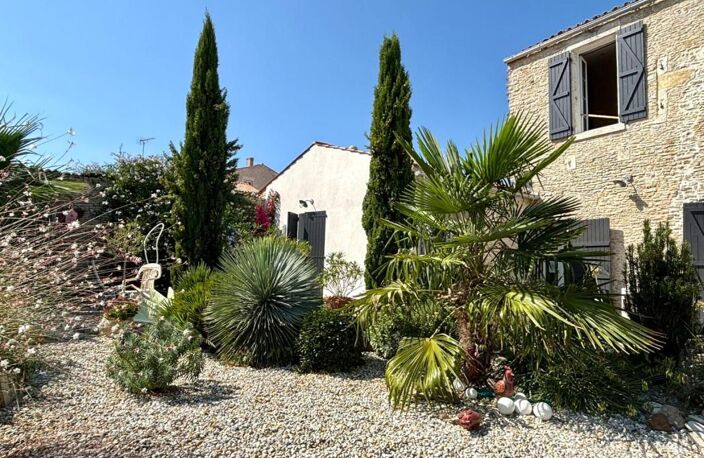 Propriété d’exception au cœur du village de Saint-Georges-d’Oléron — photo 4