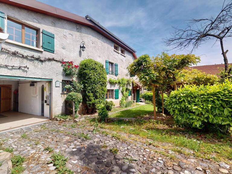 - AUTHENTIQUE MAISON DE CARACTÈRE AU CŒUR DE CRANVES-SALES - — photo 1