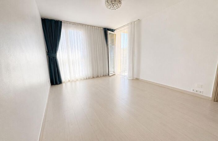MARIGNANE Petit prix ! — photo 2