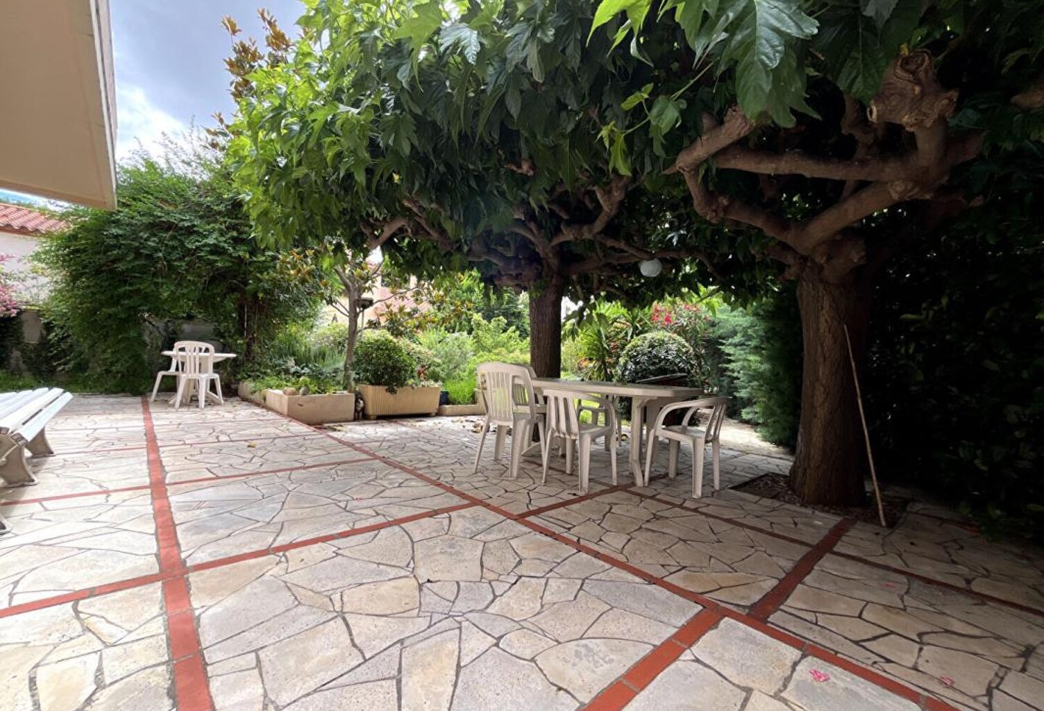 Charmante villa familiale de style Architecte de 184 m² sur un terrain 4 faces piscinable dans un secteur très calme — photo 1