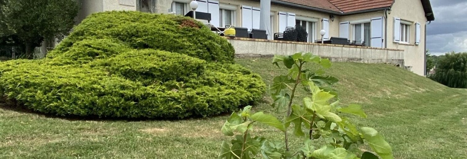 Maison 10 Pièces 214 m² à vendre à Beynes (78650)