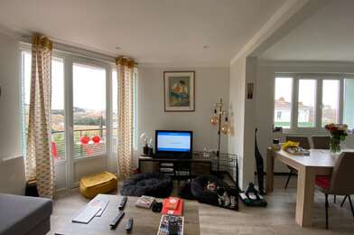 Appartement 3 pièces 822 €