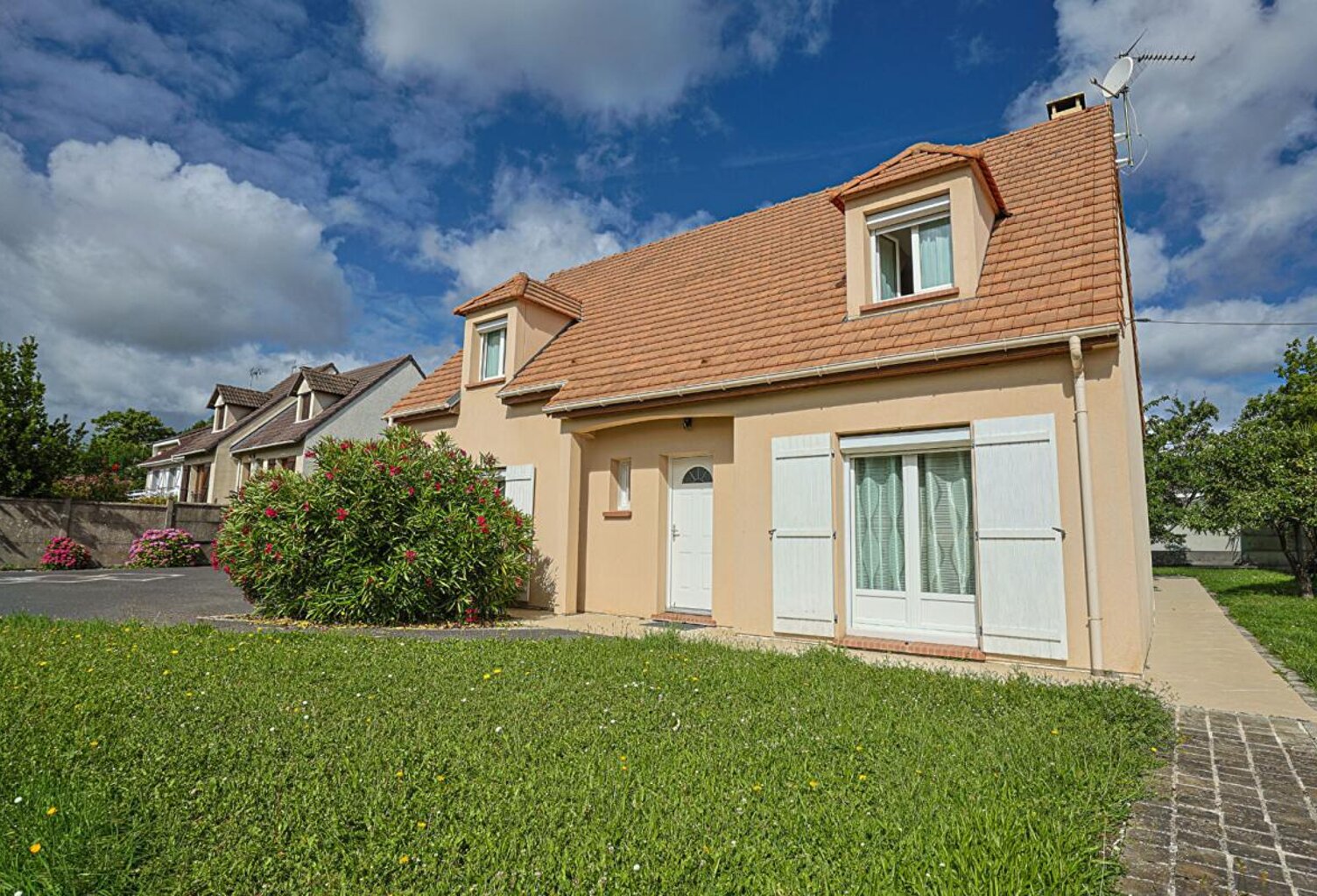 Maison Saulx Les Chartreux  7 pièce(s) 149,47m2 — photo 1