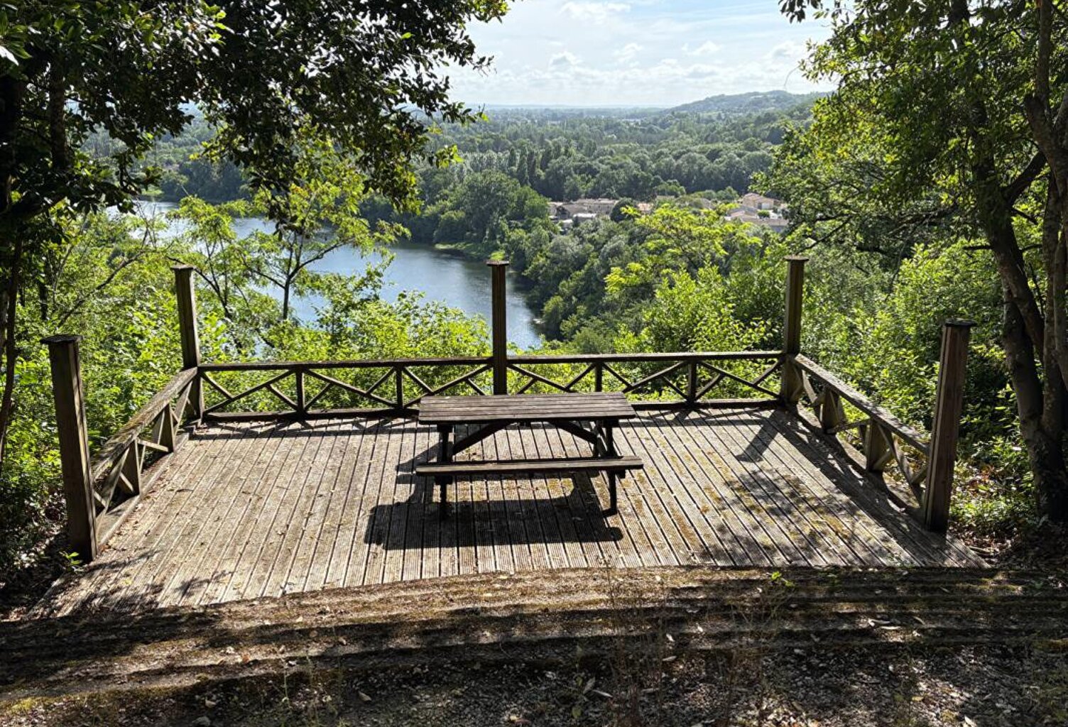 SUPERBE CHATEAU D'EXCEPTION À RÉNOVER ? VUE PANORAMIQUE SUR LA DORDOGNE — photo 1
