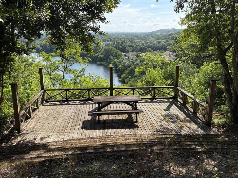 SUPERBE CHATEAU D'EXCEPTION À RÉNOVER ? VUE PANORAMIQUE SUR LA DORDOGNE — photo 1