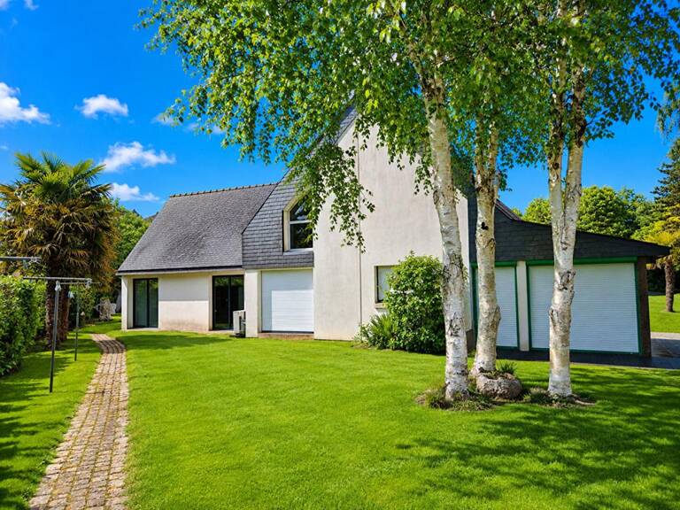 Magnifique propriété de 218 m² sur parc arboré de 3 748 m² avec hangar de 256 m² — photo 1