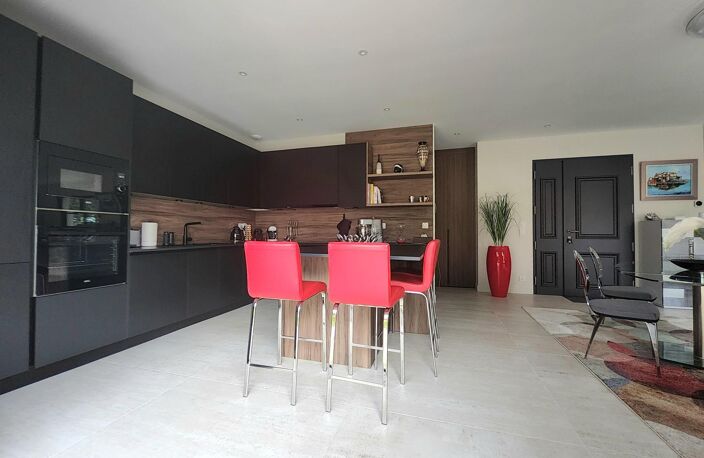 Vente maison 6 pièces 168 m² Latresne (33360) — photo 2