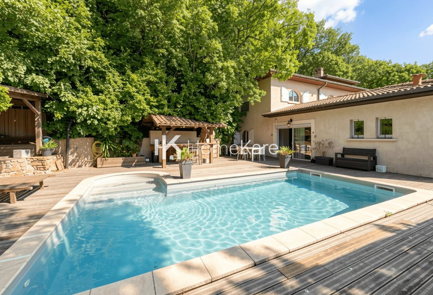 APPARTEMENT AVEC PISCINE PRIVATIVE — photo 1