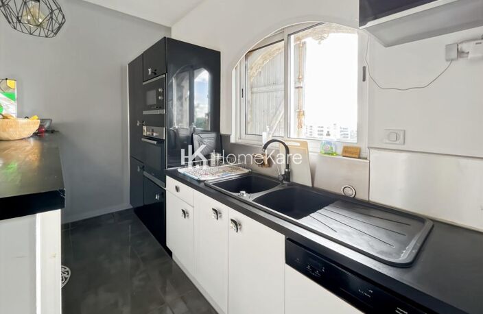 APPARTEMENT AVEC PISCINE PRIVATIVE — photo 4