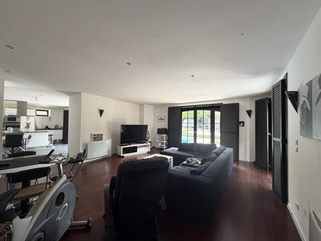 Talence - 667000 euros — photo du bien