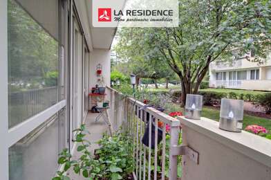 Appartement 4 pièces 215250 €