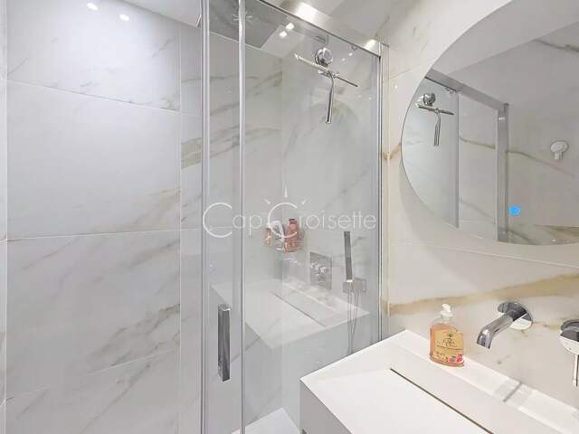 Cannes - Palm Beach - 4P Neuf Traversant — photo du bien