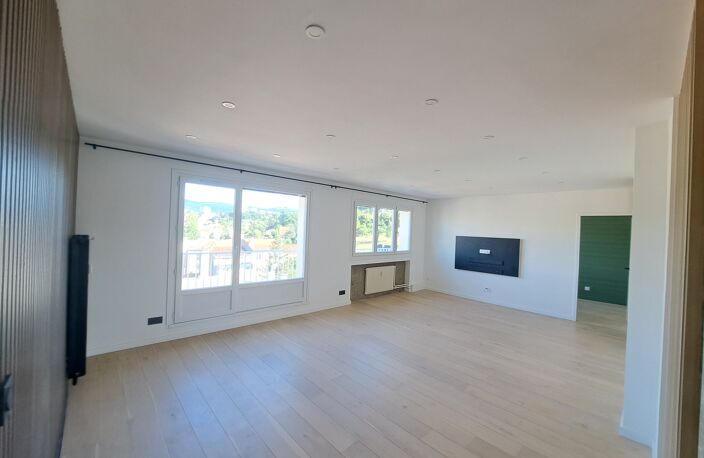 Vente appartement 3 pièces 81 m² Saint-Étienne (42000) — photo 5