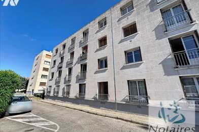 Appartement 4 pièces 130000 €