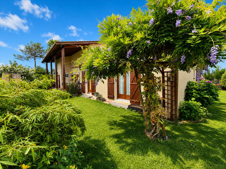 Arès   Propriété de 210 m2 avec logement indépendant — photo 1