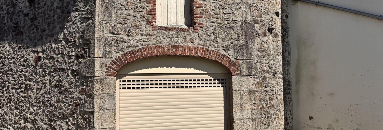 Garage  50 m² à vendre à Sèvremont (85700)