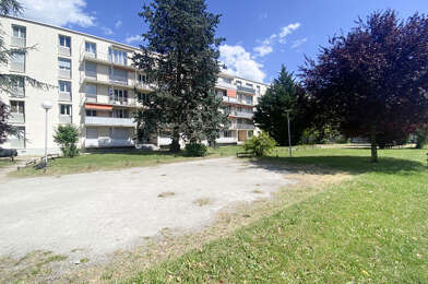 Appartement 3 pièces 135000 €