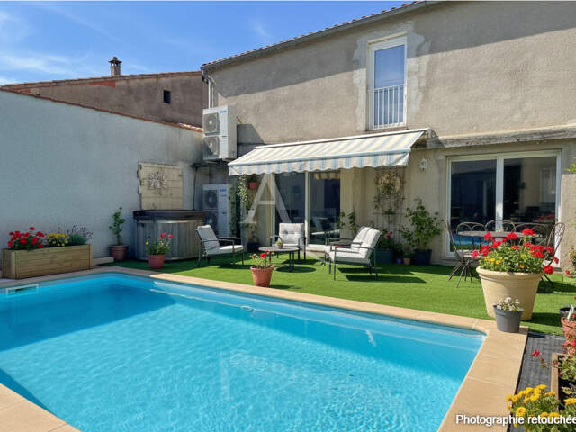 TOULOUSAINE  T6  255m² avec piscine  et salle de cinéma — photo du bien