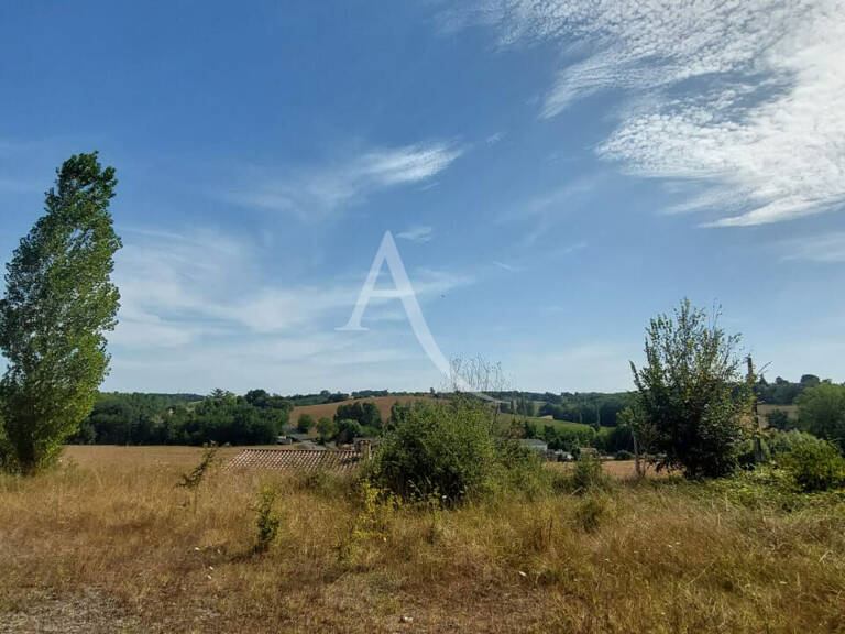 Terrain à batir sur la commune de Monclar De Quercy ! — photo 1